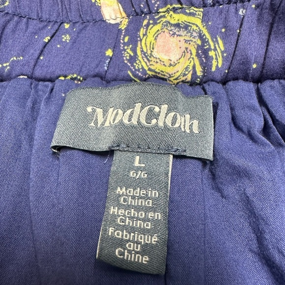 ModCloth Nebula Outer Space Cotton Skater Skirt Elastic
Waist Sz L - Picture 6 of 7
